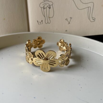 Daisy Band